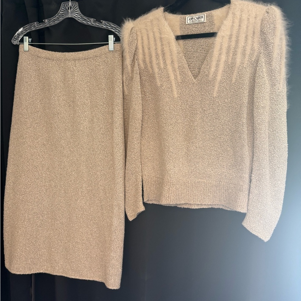 Ann Caron annette pyes set M